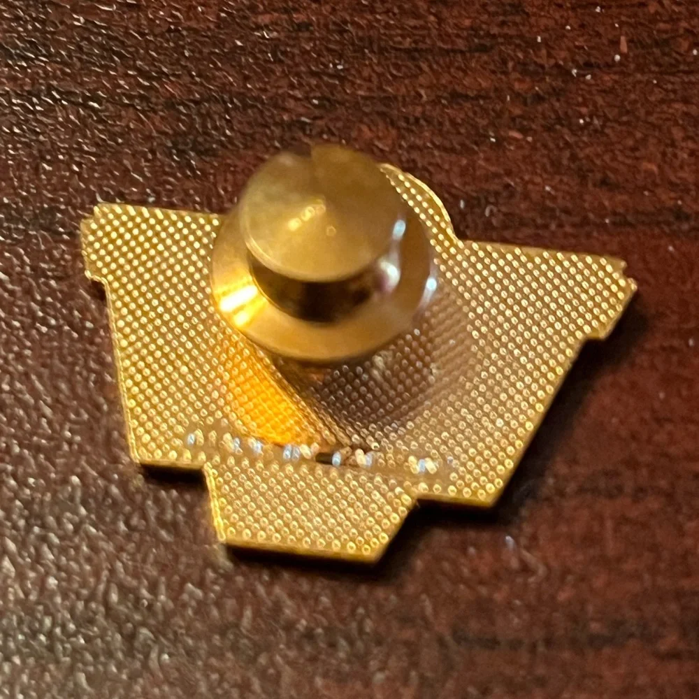 McDonald’s 1986 Dale City, Virginia 10,000 Customers Employee Lapel Hat‎ Pin